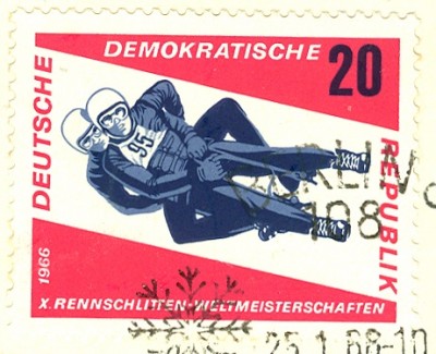 DDR 1966 Rennrodeln Doppelsitzer- 1.jpg