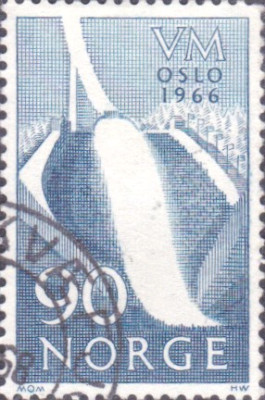 holmenkollen.jpg