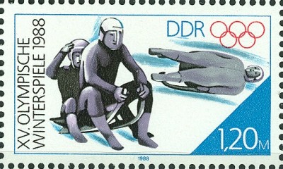 DDR 1988 MiNr. 3144 Rodeleinsitzer -Zweisitzer1.jpg