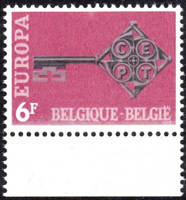 E1968_0009.jpg