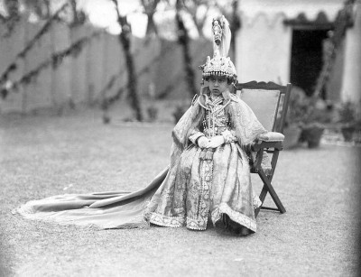 Crowning_Tribhuvan_of_Nepal_(1911)_(restoration).jpg